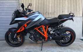 KTM 1290 SUPER DUKE GT 2018 V6940