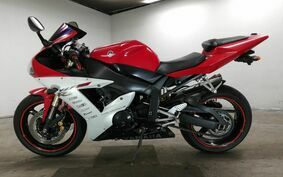 YAMAHA YZF-R1 2002 RN09