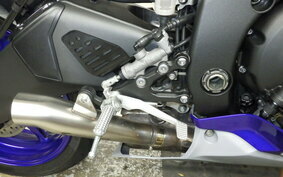 YAMAHA YZF-R6 2020