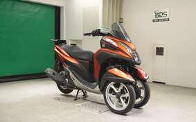 YAMAHA TRICITY 125 SE82J