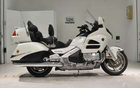 HONDA GL 1800 GOLD WING 2014 SC68