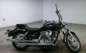 YAMAHA DRAGSTAR 250 2002 VG02J