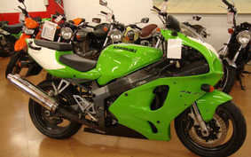 KAWASAKI NINJA ZX-7R 1999 ZX750P