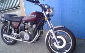 YAMAHA XS750 SPECIAL 1J7