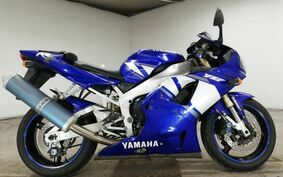 YAMAHA YZF-R1 2000 RN04