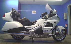 HONDA GL 1800 GOLD WING 2012 SC68