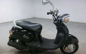 YAMAHA VINO 125 SE24