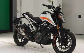 KTM 390 DUKE 2024