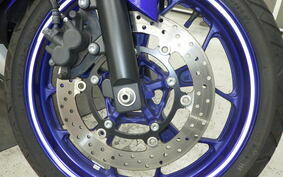 YAMAHA YZF-R25 RG10J