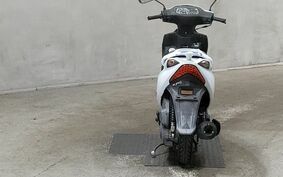 SUZUKI GSR125 UTD41