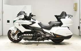 HONDA GL 1800 GOLD WING TOUR DCT 2020 SC79