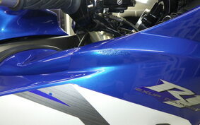 YAMAHA YZF-R1 2004