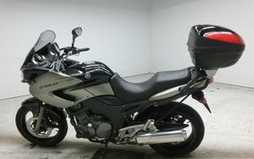 YAMAHA TDM900 2006 RN11