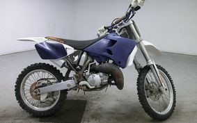 YAMAHA YZ125 4SS