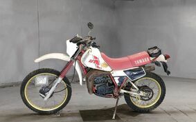 YAMAHA DT125 17F