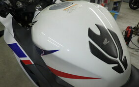 HONDA CBR125R JC50