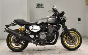 YAMAHA XJR1300 C 2016 RP19