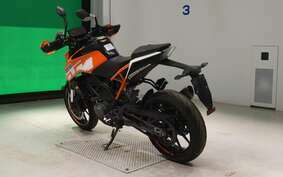 KTM 125 DUKE JPA40