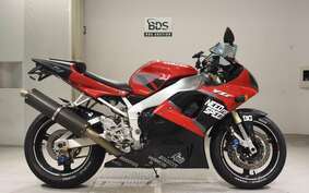 YAMAHA YZF-R1 2000 RN04