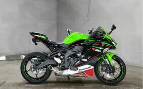 KAWASAKI ZX-25R 2022 ZX250E