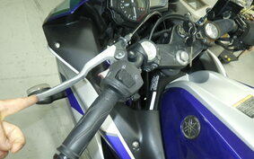 YAMAHA YZF-R25 RG10J