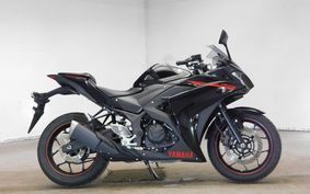 YAMAHA YZF-R25 RG10J