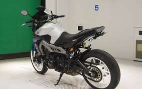 YAMAHA MT-09 A 2015 RN34J