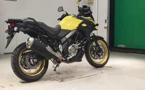 SUZUKI DL650 ( V-Strom 650 ) 2022 C733M