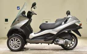 PIAGGIO MP3 250 M641