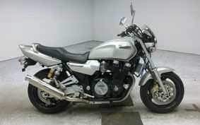 YAMAHA XJR1200 1995 4KG