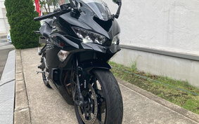 KAWASAKI NINJA ZX 25 ZX250E