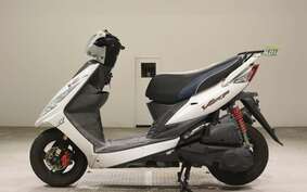 KYMCO VJR125 i