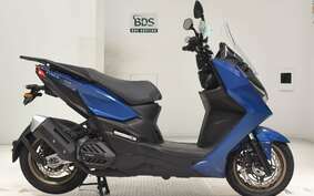 KYMCO KRV180TCS