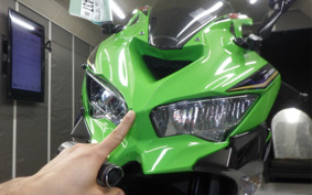 KAWASAKI ZX-25R ZX250E