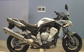 YAMAHA FZS1000 FAZER 2002 RN06