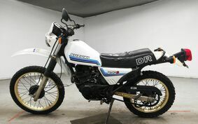 SUZUKI DR250 S SJ41A