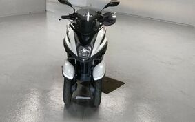 YAMAHA TRICITY 125 SE82J