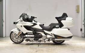 HONDA GL 1800 GOLD WING TOUR DCT 2022 SC79