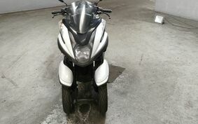 YAMAHA TRICITY 125 SE82J