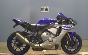 YAMAHA YZF-R1 2019 RN39