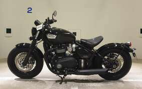 TRIUMPH BONNEVILLE BOBBER 2018 AD84HW