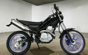 YAMAHA TRICKER DG16J