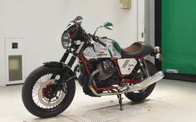 MOTO GUZZI V7 RACER 2014