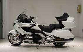 HONDA GL 1800 GOLD WING TOUR DCT 2023 SC79