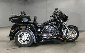 HARLEY FLHTCUTG TRIKE 1690 2015 MAL