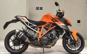 KTM 1290 SUPER DUKE R 2016 V3940