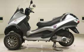 PIAGGIO MP3 250