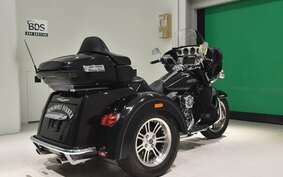 HARLEY FLHTCUTG TRIKE 2014