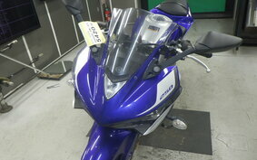 YAMAHA YZF-R25 A RG10J