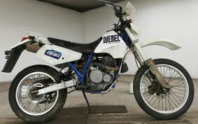 SUZUKI DR250 S SJ44A